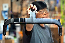 Vorbau- und Lenkereinheit «Alanera RS» von Deda Elementi.