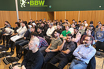 Zuhörer bei der Perspektivenplattform.